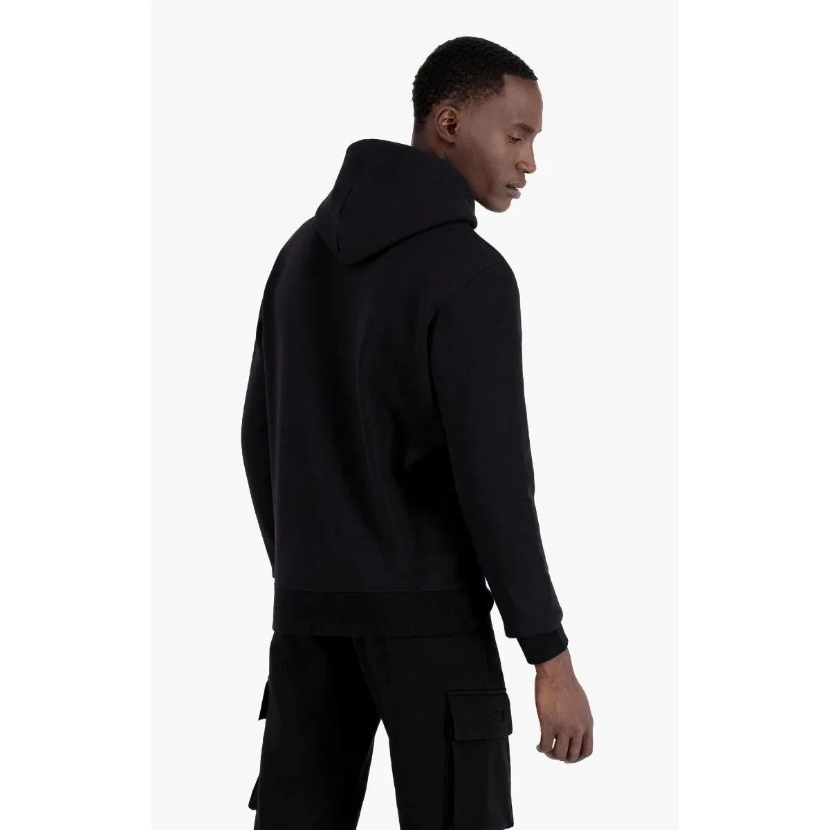 Champion Kapuzenpullover (gefütteter Baumwoll-Hoodie) American Classic Kleines Logo Schwarz Herren 6 Champion Kapuzenpullover (gefütteter Baumwoll-Hoodie) American Classic Kleines Logo Schwarz Herren – Bild 4